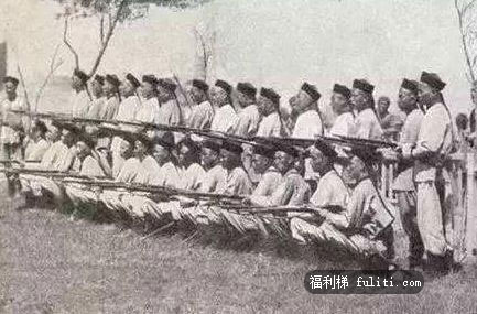 历史上真实的清朝士兵什么样子？清朝士兵军服图片大全