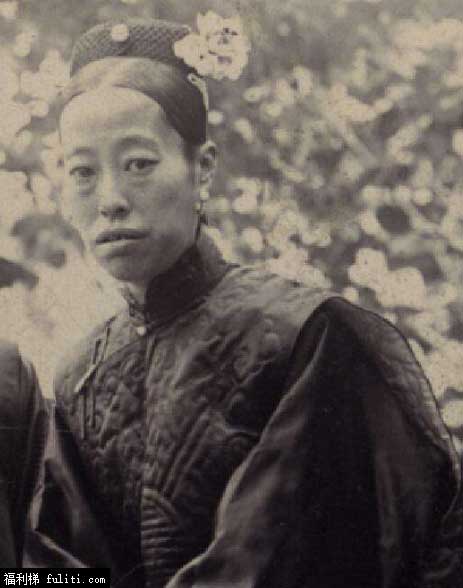 光绪皇帝是谁?光绪皇帝生平简介 光绪皇帝人物关系及大事记